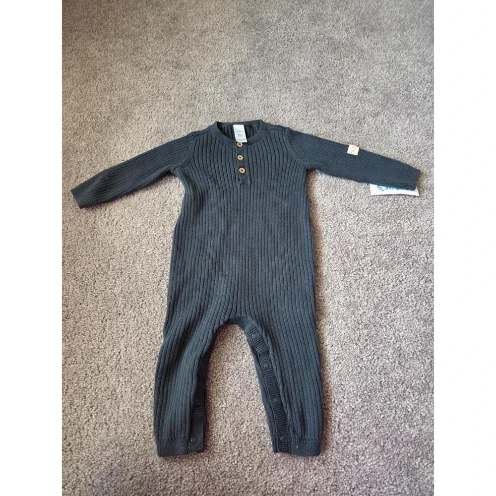 Carter's baby boy knit romper 9‎ mos